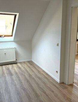 Gemütliche Dachgeschosswohnung in Schlosschemnitz - Chemnitz