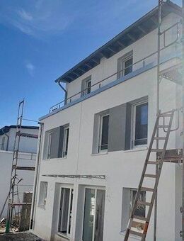 Doppelhaus in Solingen: Nutzen Sie die Vorteile der QNG-Förderung und Steuerabschreibung - Solingen (Klingenstadt)