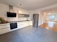 Wohnen im beliebten FR-Güterbahnhofareal! 3-Zimmer-EG-Wohnung mit großer Terrasse und Garten - Freiburg (Breisgau)