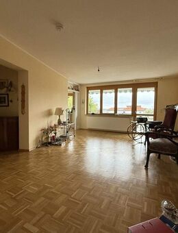 Großzügige Wohnung in perfekter Crailsheimer Lage ab 15.11. frei! - Crailsheim
