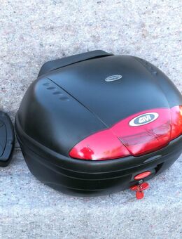 Topcase Koffer Heckkoffer GIVI Motorrad Roller Honda Suzuki BMW Yamaha Innentaschen - Hohen Neuendorf
