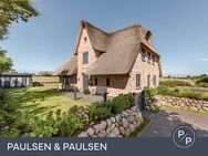 Luxuriöses Einfamilienhaus unter Reet direkt an den Morsumer Wiesen - Sylt