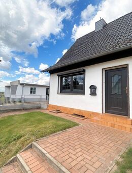 Gepflegtes Reihenendhaus mit großem Grundstück und unverbaubarem Blick! - Westheide