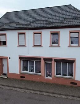Top-Investment: Vollvermietetes Mehrfamilienhaus in attraktiver Lage - Kell (See)