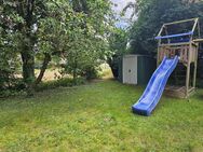 Über 1000 qm Grund, in Toplage, Drei Wohn., leer, guter Zustand..Garagen, Stellplätze - Wilhermsdorf
