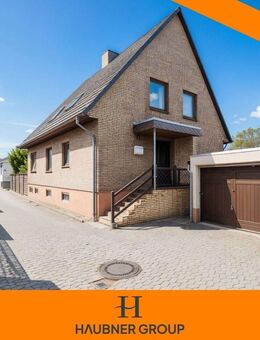 Ihr Raum für Neues - 1-2-Familienhaus mit Vollkeller und Garage - Langen (Landkreis Cuxhaven)