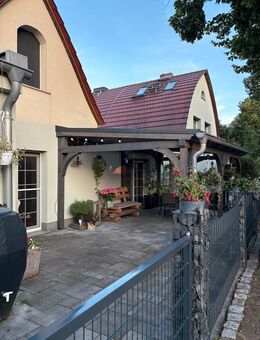Charmante Doppelhaushälfte mit großem Garten in Groß Lindow - Groß Lindow