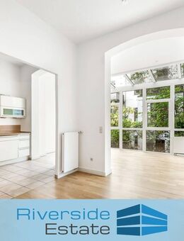 Altbau-Zweifamilienhaus mit Wintergarten, Terrasse und vermieteter Oberwohnung - Bremen