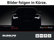 VW Touareg, 3.0 V6 Massagesitze el klappb, Jahr 2022 - Leuna