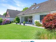 Einziehen und Wohlfühlen: Schönes Einfamilienhaus mit tollem Garten, Garage und guter Aufteilung - Bremen