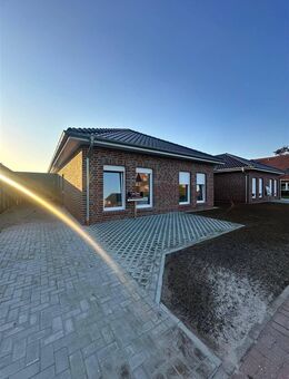 Neubau Doppelhaushälfte in zentraler Kanallage! - Ostrhauderfehn