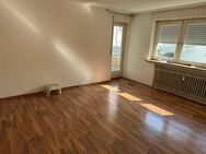 Bezahlbare 3-Zi Wohnung mit Balkon - Esslingen (Neckar)