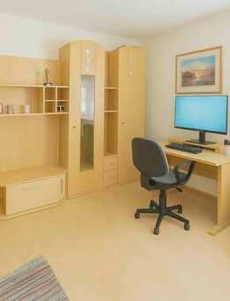 Langfristig vermietet & entwicklungsfähig - charmante Souterrain-Wohnung als Renditeobjekt" - Bad Oeynhausen