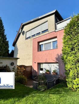 Ritter Immobilien e.K.:Exklusives & top gepflegtes Mehrfamilienhaus mit idyllischem Garten & Garage! - Stolberg (Rheinland, Kupferstadt)
