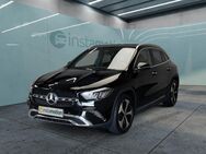 Mercedes GLA 180, Progressive 19 Ambiente, Jahr 2023 - München