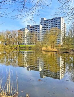 Reinfeld - Sale & Lease back: helle und barrierefreie 3-Zimmer-Wohnung mit Balkon in zentraler Lage - Reinfeld (Holstein)
