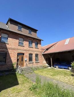 Bauernhaus mit Scheune, großer Garage und Wiese für Handwerker - Hardegsen