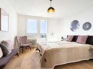 Frisch renovierte 4-Zimmer-Wohnung mit großem Balkon! - Augsburg