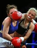 Boxerin Frauen boxen Frauen Kampf in 54311