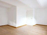 *Waldrach* schöne 2 ZKB Wohnung in historischem Wohnhaus! - Waldrach