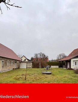 Ein Grundstück- Zwei Häuser - Rothenburg (Oberlausitz)