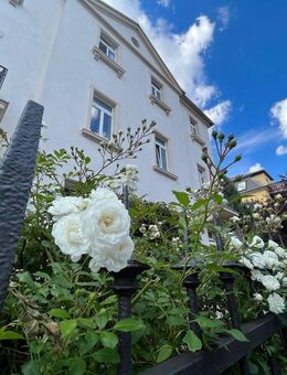 Attraktive Eigentumswohnung mit Balkon in schöner Lage von Dresden-Blasewitz - Dresden