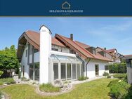 Vorstadtvilla für besondere Ansprüche: Freistehendes Architektenhaus in Manching - Manching