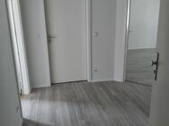 Sehr schöne 2 Zimmer Wohnung mit Balkon zu vermieten. WBS über 65 m² muss vorliegen!!! - Gelsenkirchen