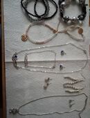 Damenbekleidung preiswert abzugeben! in 95502