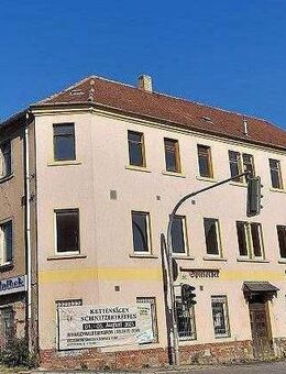 Mehrfamilienhaus mit Bauland und vielen individuellen Nutzungsmöglichkeiten - Lichtentanne