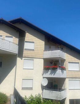 Für kreative Renovierer - 4-Zimmer-Eigentumswohnung mit Potenzial in ruhiger Lage von Schramberg - Schramberg