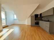 *** 2 Zimmer * Dachgeschoss * 15/06/2025 * EBK * Lift * Sonnen Balkon *** - Leipzig