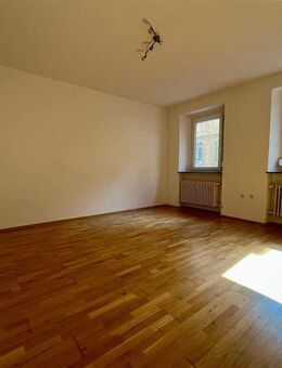 ab 1.11.25: Gemütliche 2-Zimmer-Wohnung zentral zw. Bahnhof und Innenstadt zu vermieten! - Bamberg