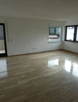 Geräumige 3,5-Zimmer - Wohnung ( EG ) ab sofort zu vermieten - Stödtlen