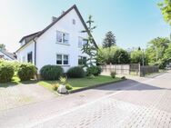 Aktionspreis! Gepflegtes 4-Familienhaus in guter Lage von Gütersloh mit 2 Garagen und Garten - Gütersloh