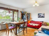 Geräumige und helle Vier-Zimmer-Wohnung mit Loggia und Stellplatz - München