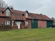 Traumhaftes, ländliches Doppelhaus mit Scheune, Gästehaus und 1,2 ha Grundstücksanteil - Wehrbleck