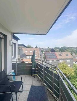 Zum Wohlfühlen: Helle, freundliche 3-Zi.-Wohnung mit 2 Balkonen und herrlicher Aussicht - Wermelskirchen