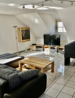 Helle Wohnung mit Balkon und Kfz-Stellplatz! - Rottendorf