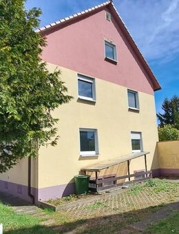 Attraktive Doppelhaushälfte mit viel Potential - 90522 Oberasbach - Oberasbach