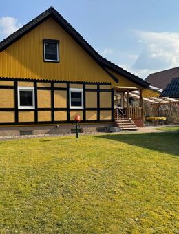 EFH freistehend mit Garage, Nebengebäude und Garten in ruhiger Waldrandlage, unweit vom Stadtzentrum und Haffbad - Eggesin