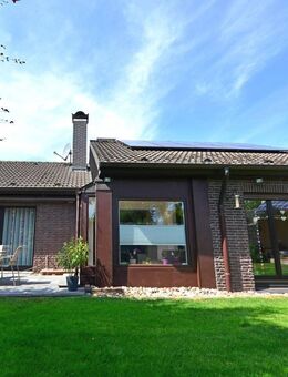 Hennef-Söven: Großzügiger Bungalow mit moderner Ausstattung - Hennef (Sieg)