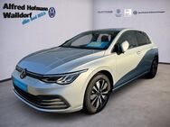 VW Golf, 1.0 VIII eTSI Move, Jahr 2023 - Walldorf (Baden-Württemberg)