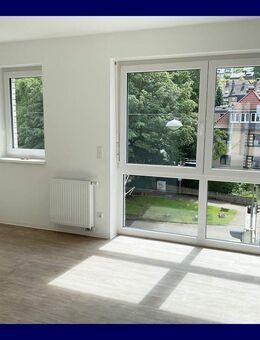 Direkt einziehen und WOHNFÜHLEN! 3 Zimmer mit Balkon! Moderne Ausstattung, Tageslichtbad, Aufzug - Bielefeld