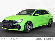 Audi RS3, Sportback TFSI qu 280kmh SONOS, Jahr 2022 - Coburg