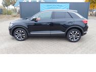 VW T-Roc, 1.0 Comfortline United, Jahr 2020 - Vordorf