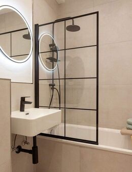 Wunderschönes, renoviertes Apartment mit Balkon und Blick ins Grüne - Mülheim (Ruhr)