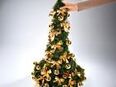 Ausziehbarer künstlicher Weihnachtsbaum faltbar 120cm geschmückt in 63619