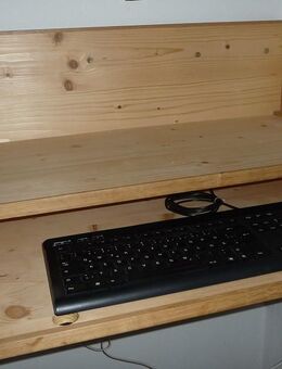 PC-Arbeitsplatz aus Holz - Wallgau