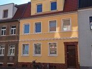 Mehrfamilienhaus mit 3 Wohneinheiten in einer ruhigen Anliegerstraße in Burg - Burg (Sachsen-Anhalt)